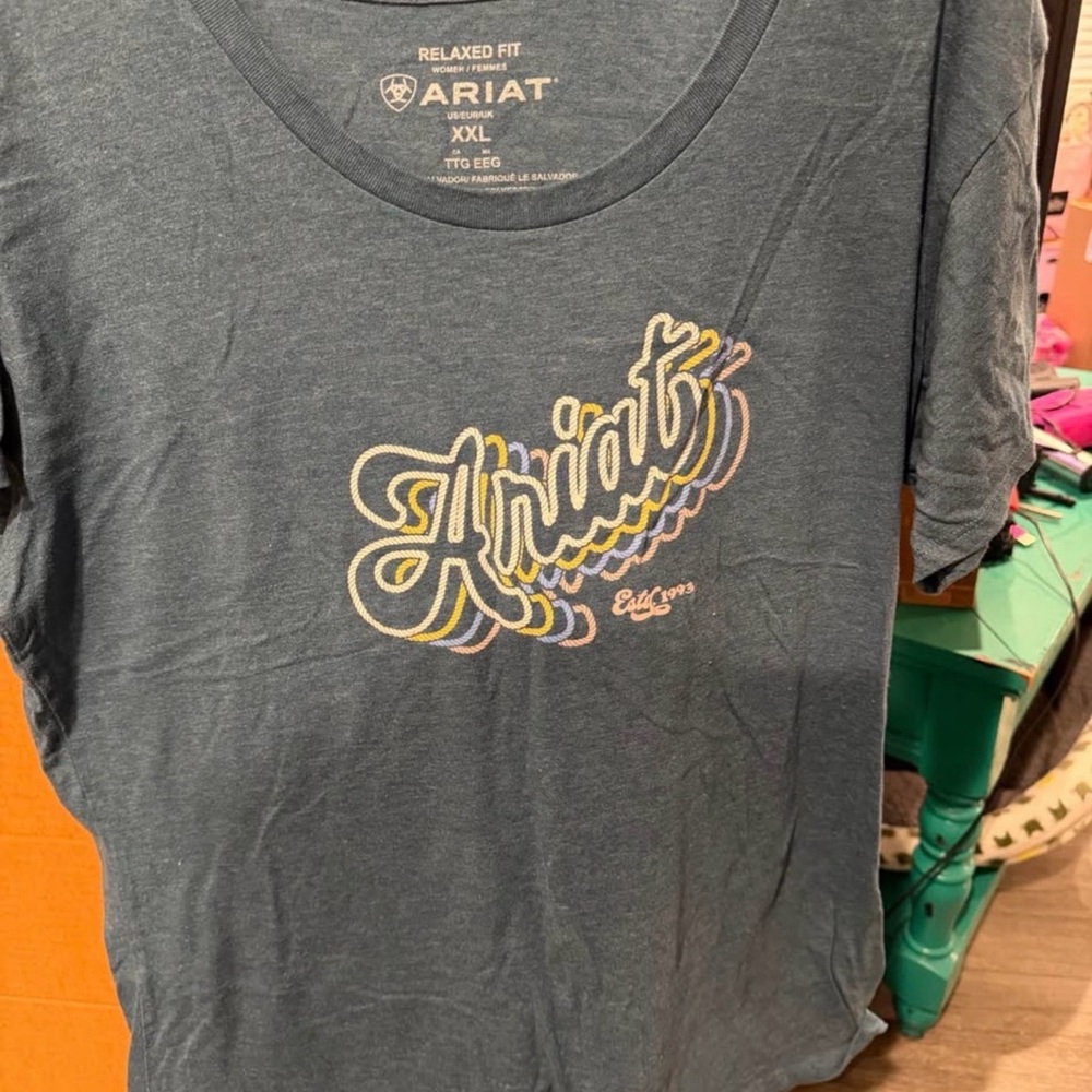 Ariat tee womens size xxl
